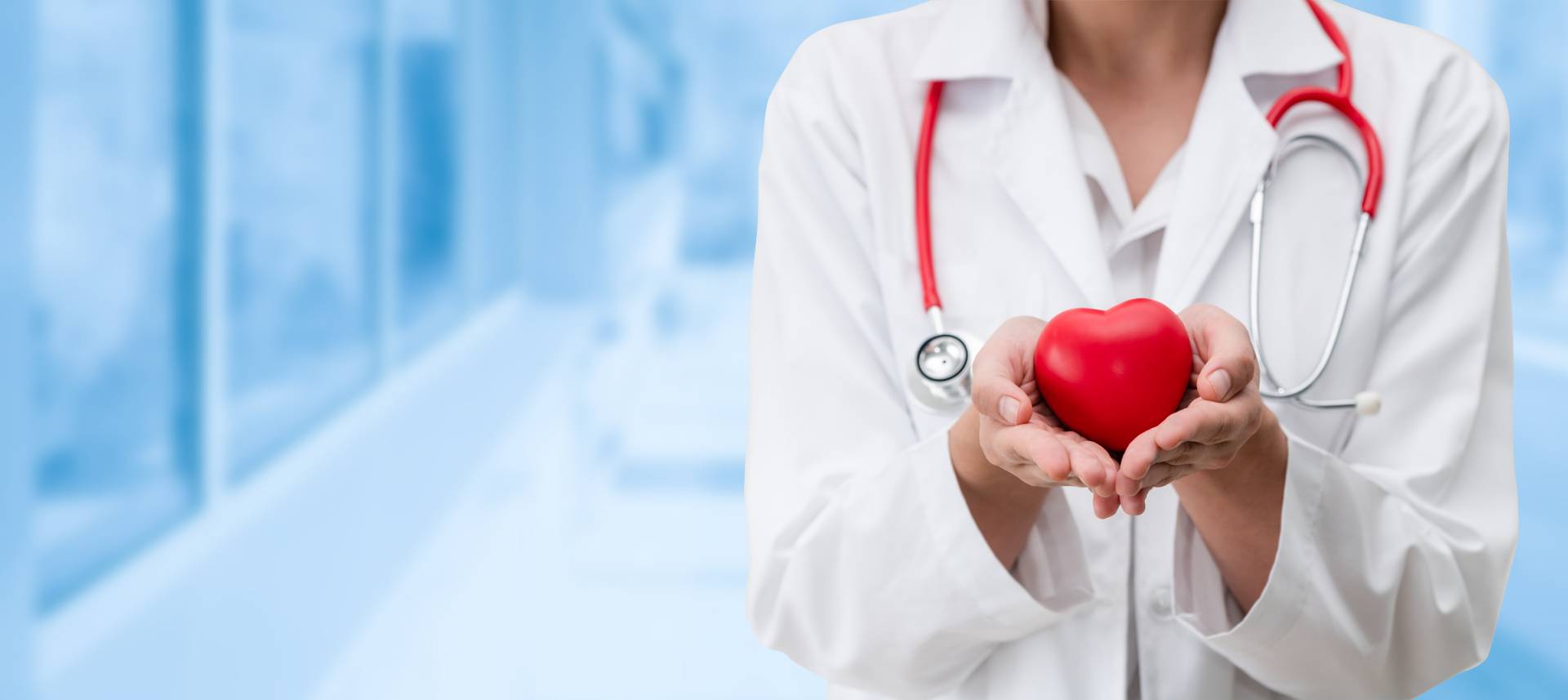Cardiac monitoring software dashboard showing real-time ECG analysis on a cloud platform